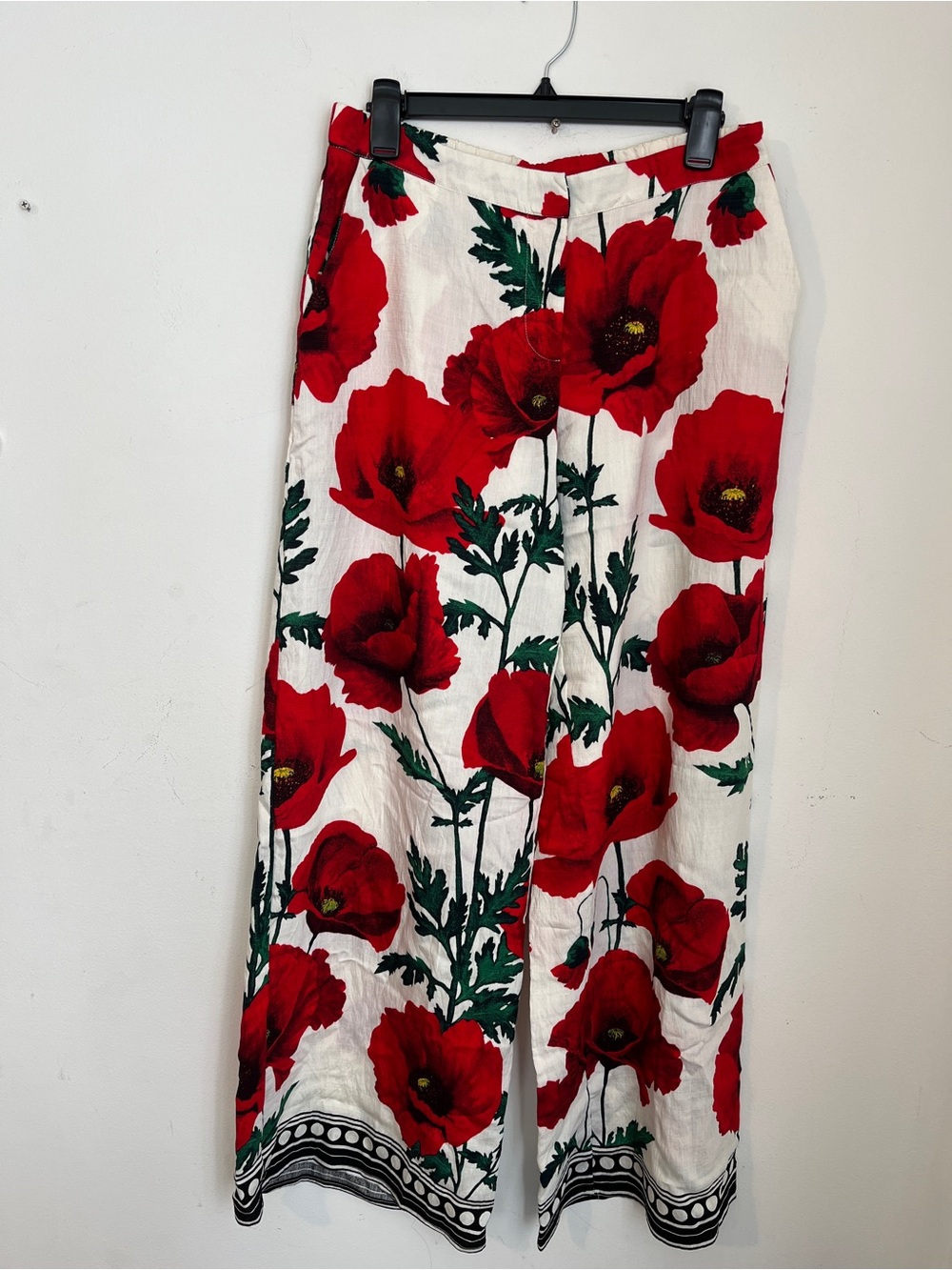 Lulumari Red floral print wide Leg Pants size L light casual